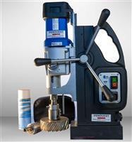 MAB845 sur socle magnétique pivotant